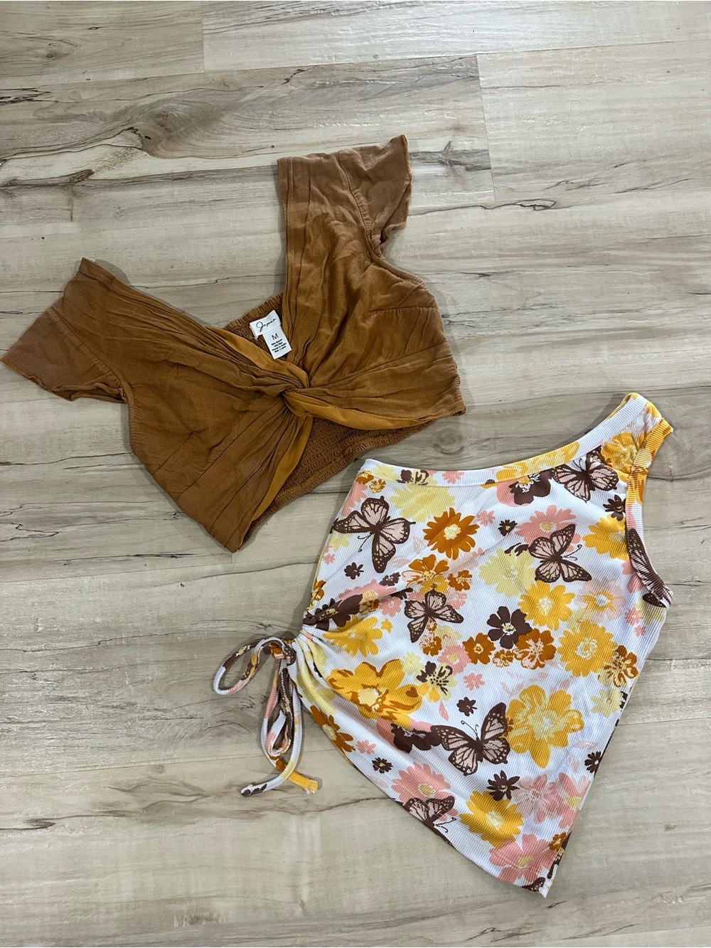 Brown Twist Front Crop Top & Floral One-Shoulder Tank Set